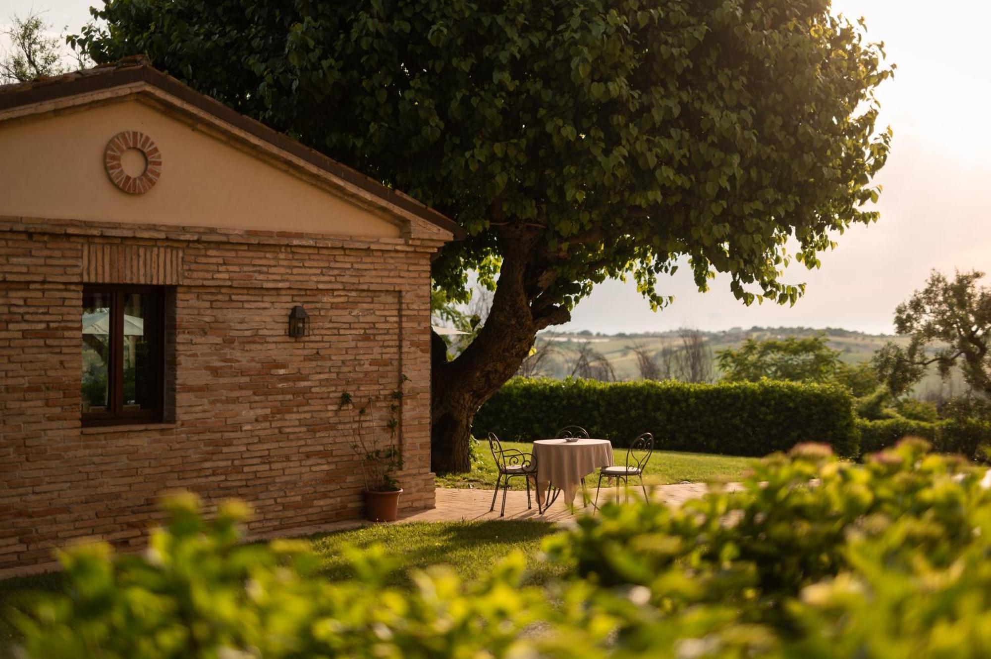 Ferienwohnung Poggio Antico Monte San Vito Exterior foto