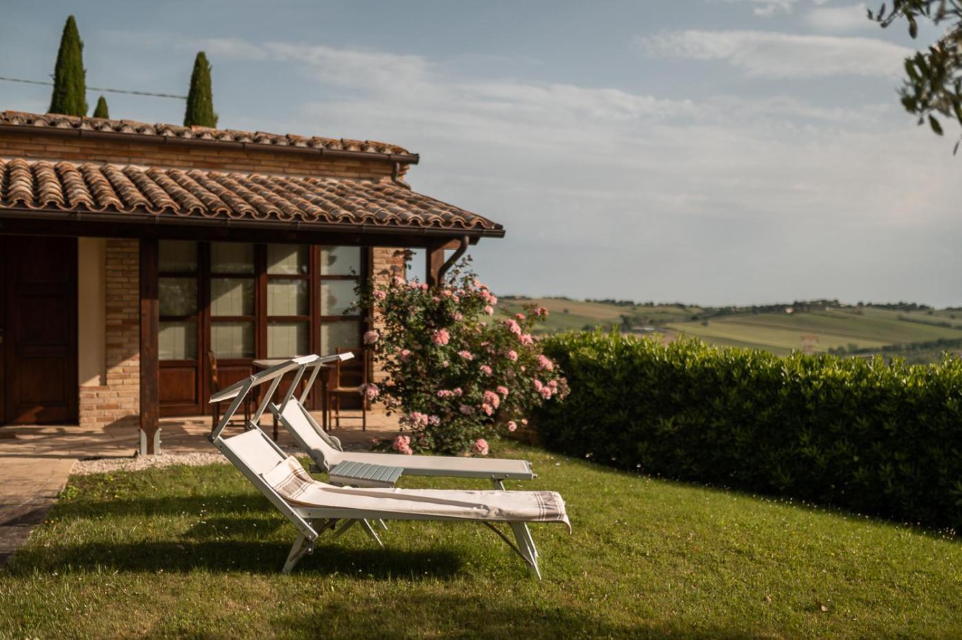 Ferienwohnung Poggio Antico Monte San Vito Zimmer foto