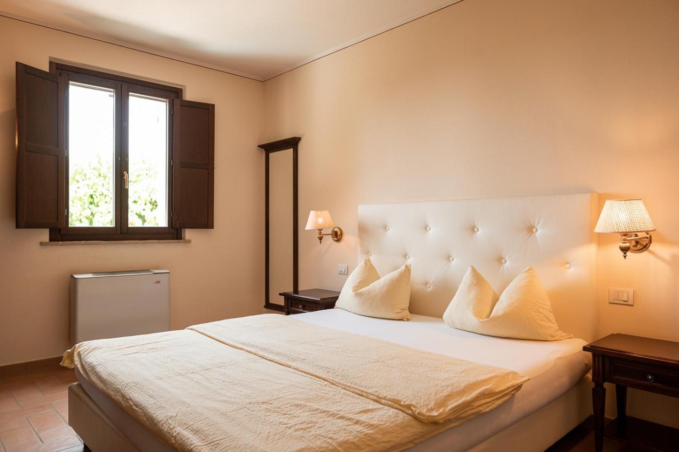 Ferienwohnung Poggio Antico Monte San Vito Zimmer foto